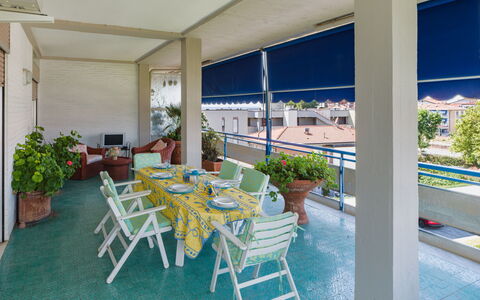 Appartamento la Terrazza di Anna: Shade, Chair, Flowerpot, Outdoor Furniture, Balcony, Houseplant, Outdoor Table, Eco Hotel, Outdoor Structure, Awning