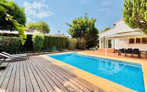 Calma: Swimming Pool, Resort, Eco Hotel, Leisure, Shade, Composite Material, Water Feature, Hacienda, Villa