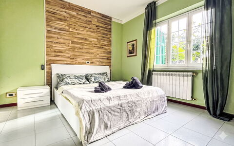 Marina di Massa 651: Furniture, Interior Design, Bed, Bedroom, Flooring, Wall, Floor, Wood, Ceiling, Room