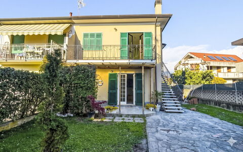 Marina di Massa 651: Residential Area, House, Neighbourhood, Home, Human Settlement, Balcony, Porch, Suburb, Shade, Estate