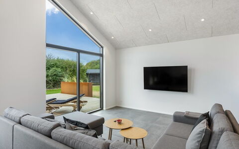 Kamile - 500M from the Sea: Ceiling, Daylighting, Living Room, Wood Flooring