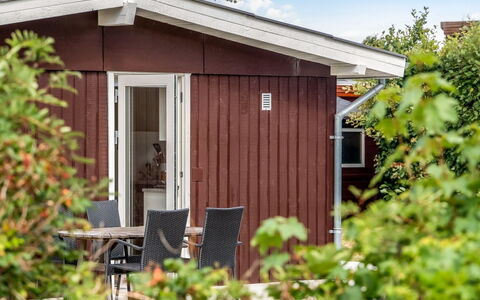 Ulli - 350M from the Sea: Wood, House, Shrub, Door, Home, Roof, Cottage, Land Lot, Siding, Garden