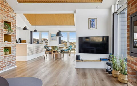 Nuka - 250M from the Sea: Interior Design, Furniture, Flooring, Wood, Ceiling, Floor, Wood Flooring, Chair, Home, Living Room