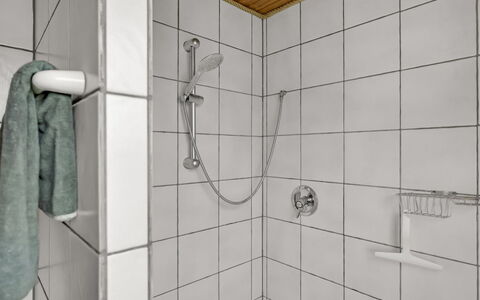 Ruse - 600M from the Sea: Plumbing Fixture, Bathroom, Flooring, Floor, Plumbing, Interior Design, Tap, Shower, Tile, Sink