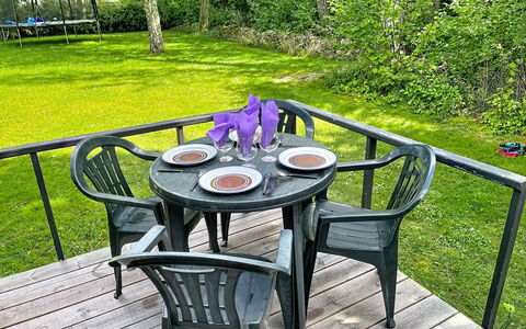 Lötstugan: Furniture, Outdoor Furniture, Chair, Table, Outdoor Table, Coffee Table, Kitchen & Dining Room Table, Garden, Patio, Shade