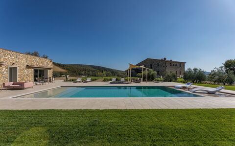 La Calcinaia Country Villa, Bucine: Landscape, Land Lot, Plain, Estate, Swimming Pool, Farmhouse, Landscaping, Villa