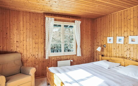 Les Marmottes: Bedroom, Bed, Wall, Wood, Interior Design, Furniture, Bed Sheet, Floor, Bedding, Flooring