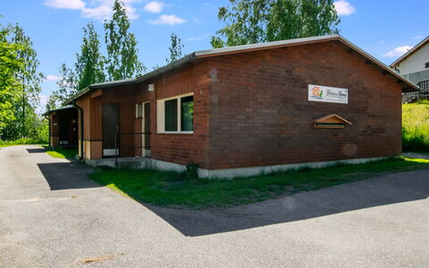 Heinävesi Homes D1: Home, House, Land Lot, Asphalt, Human Settlement, Cottage, Driveway, Siding, Yard