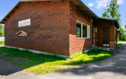 Heinävesi Homes D8: House, Home, Land Lot, Rural Area, Roof, Human Settlement, Cottage, Siding, Driveway, Yard