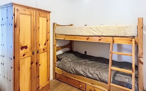 Bluhome: Furniture, Bunk Bed, Wood, Bed, Bedroom, Floor, Flooring, Interior Design, Room, Bedding