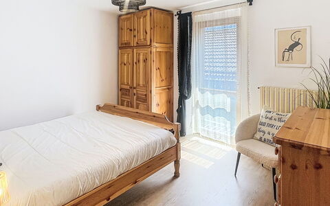Bluhome: Furniture, Bed, Bedroom, Interior Design, Wood, Flooring, Bedding, Floor, Bed Sheet, Room
