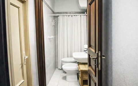Il Mulinetto: Toilet Seat, Floor, Toilet, Flooring, Interior Design, Door, Plumbing Fixture, Bathroom, Plumbing, Tile