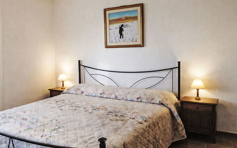 Il Mulinetto: Bed, Bedroom, Bedding, Bed Sheet, Interior Design, Furniture, Flooring, Floor, Bed Frame, Linens