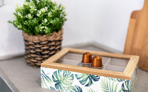 Suite Sinfonia Blu: Produce, Flowerpot, Serveware, Natural Material, Houseplant, Food, Fruit