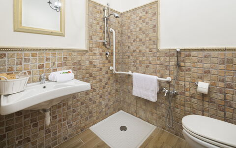 Villa Augusto 10: Plumbing Fixture, Bathroom, Flooring, Floor, Plumbing, Interior Design, Tile, Bathroom Sink, Toilet Seat, Tap