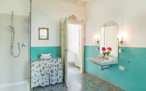 Villa Lemura 16+4: Wall, Bathroom Sink, Bathroom, Plumbing Fixture, Interior Design, Flooring, Floor, Tap, Sink, Plumbing