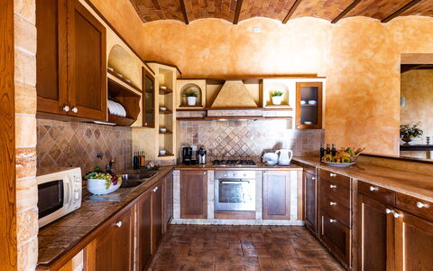 Il Poderuccio 17: Kitchen, Furniture, Interior Design, Countertop, Flooring, Wood, Cabinetry, Floor, Ceiling, Kitchen Appliance