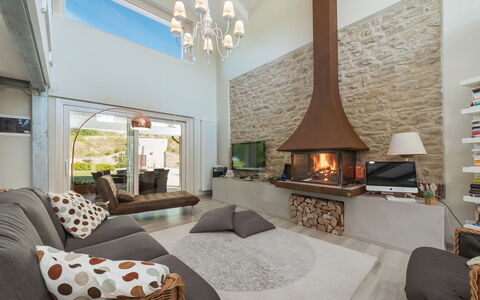 Chipieri 4+2: Furniture, Interior Design, Flooring, Couch, Wall, Living Room, Floor, Ceiling, Wood, Room