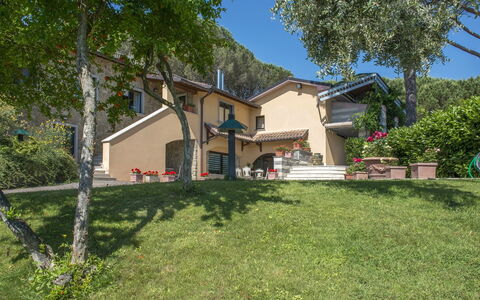 Il Vignale 18+2: Residential Area, Home, Garden, Estate, Shade, Landscaping, Hacienda, Lawn, Yard, Villa
