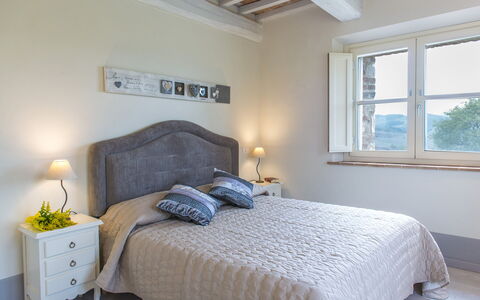 Rosa dei Venti 8: Bed, Furniture, Bedroom, Bedding, Interior Design, Bed Sheet, Linens, Wood, Room, Floor