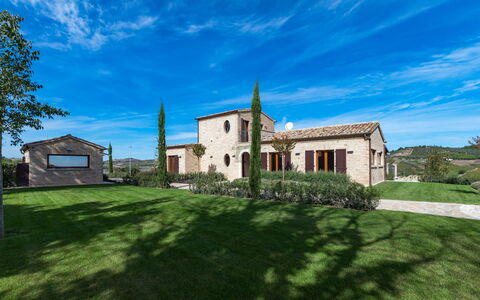 Borgo da Monte 8: Home, House, Landscape, Land Lot, Estate, Rural Area, Farmhouse, Cottage, Landscaping, Garden