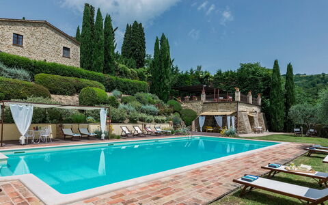 Il Borgo 16: Estate, Swimming Pool, Villa, Hacienda, Eco Hotel, Hotel, Courtyard, Resort Town