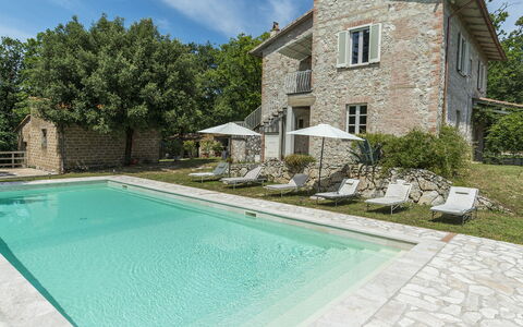 Villa la Corte 6: House, Cottage, Estate, Farmhouse, Villa, Swimming Pool, Backyard, Landscaping, Flagstone, Yard