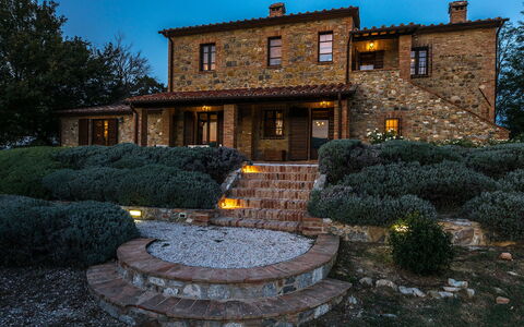 Podere di Salci 10: Home, Estate, Cottage, Farmhouse, Brick, Garden, Landscaping, Dusk, Villa, Mansion