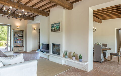 Podere di Salci 10: Furniture, Interior Design, Flooring, Wall, Floor, Ceiling, Wood, Room, Living Room, Lighting