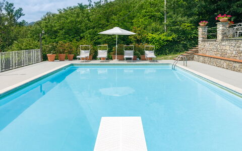 La Villa Dina 10: Swimming Pool, Blue, Water, Resort, Outdoor Furniture, Leisure, Composite Material, Eco Hotel, Thermae, Sunlounger