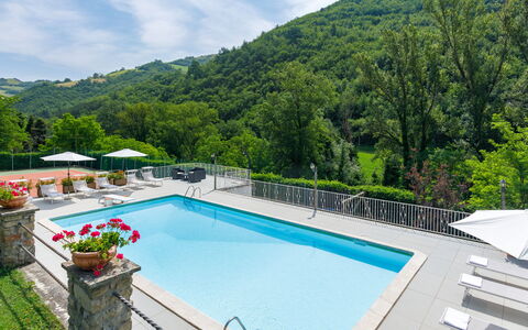 La Villa Dina 10: Swimming Pool, Resort, Eco Hotel, Thermae, Outdoor Furniture, Hotel, Leisure, Villa, Resort Town, Landscaping