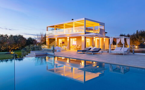 La Perla tra Gli Ulivi 12: Swimming Pool, Resort, Estate, Villa, Mansion, Eco Hotel, Dusk, Design, Hotel, Balcony