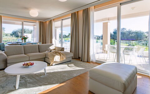 La Perla tra Gli Ulivi 12: Interior Design, Furniture, Flooring, Floor, Wood, Ceiling, Home, Chair, Living Room, Table