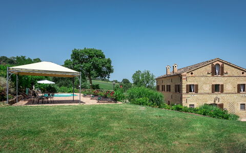 Villa Casanostra 12: Estate, Human Settlement, Home, Farmhouse, Hacienda, Villa, Garden, Mansion, Lawn
