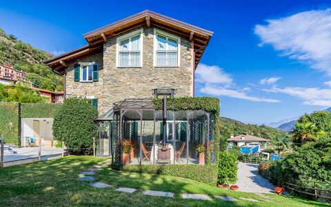 Villa la Dolce 8: Architecture, House, Home, Hill Station, Cottage, Mountain Range, Garden, Valley, Village, Eco Hotel