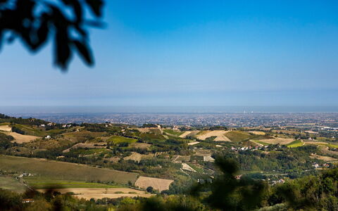 La Tana del Ghiro 18: Daytime, Horizon, Natural Landscape, Landscape, Ecoregion, Grassland, Land Lot, Plain, Rural Area, Morning