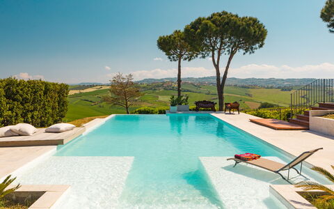 Villa California 6: Swimming Pool, Resort, Leisure, Thermae, Estate, Eco Hotel, Villa, Hacienda, Courtyard, Garden