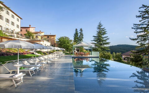 Villa Cappelletti 16+2: Swimming Pool, Outdoor Furniture, Resort, Leisure, Sunlounger, Resort Town, Chair, Eco Hotel, Hotel, Villa