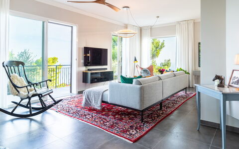 Villa nel Blu 8: Furniture, Interior Design, Flooring, Chair, Table, Wood, Floor, Living Room, Couch, Lighting