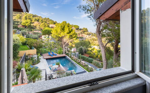 Villa nel Blu 8: Shade, Balcony, Eco Hotel, Swimming Pool, Landscaping, Villa, Backyard