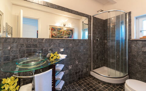 Villa Bubi 8+1: Plumbing Fixture, Bathroom, Interior Design, Flooring, Floor, Tap, Sink, Bathroom Sink, Plumbing, Lighting