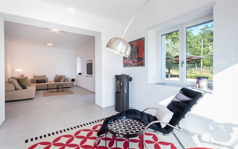Villa Petrillo 6: Furniture, Interior Design, Flooring, Floor, Wall, Ceiling, Wood, Room, Lighting, Living Room