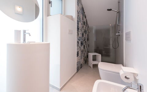 Villa Petrillo 6: Bathroom, Plumbing Fixture, Flooring, Floor, Wall, Interior Design, Toilet, Sink, Toilet Seat, Plumbing