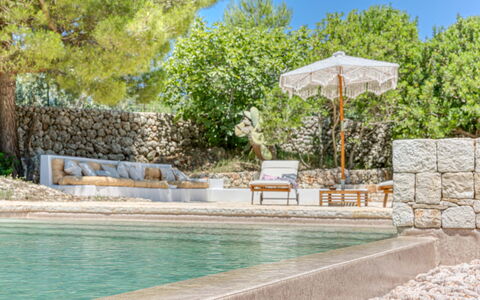 Il Nachiro 6: Garden, Landscaping, Resort, Water Feature, Flagstone, Eco Hotel, Outdoor Furniture, Backyard