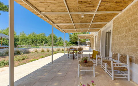 Il Nachiro 6: Shade, Chair, Natural Material, Outdoor Structure, Estate, Design, Outdoor Furniture, Yard, Porch, Patio