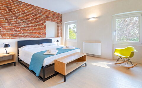 Villa Boemia 10: Bed, Furniture, Interior Design, Bedroom, Wall, Bedding, Room, Ceiling, Bed Sheet, Flooring