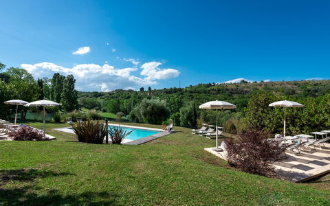 I Lauri 12: Swimming Pool, Garden, Resort, Landscaping, Lawn, Eco Hotel, Plantation, Hacienda, Park, Backyard