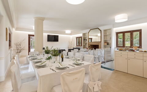 Tenuta Esdra 20: Furniture, Interior Design, Ceiling, Table, Chair, Room, Kitchen & Dining Room Table, Restaurant, Dining Room, Hotel