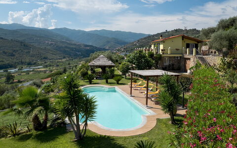 Villa Vittorio 6+2: Swimming Pool, Resort, Eco Hotel, Mountain Range, Hacienda, Thermae, Hill Station, Estate, Villa, Leisure