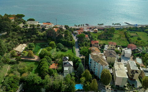 Villa Liberty Albisola 6+2: Body Of Water, Tree, Green, Residential Area, Coast, Coastal And Oceanic Landforms, City, Summer, Bird'S-Eye View